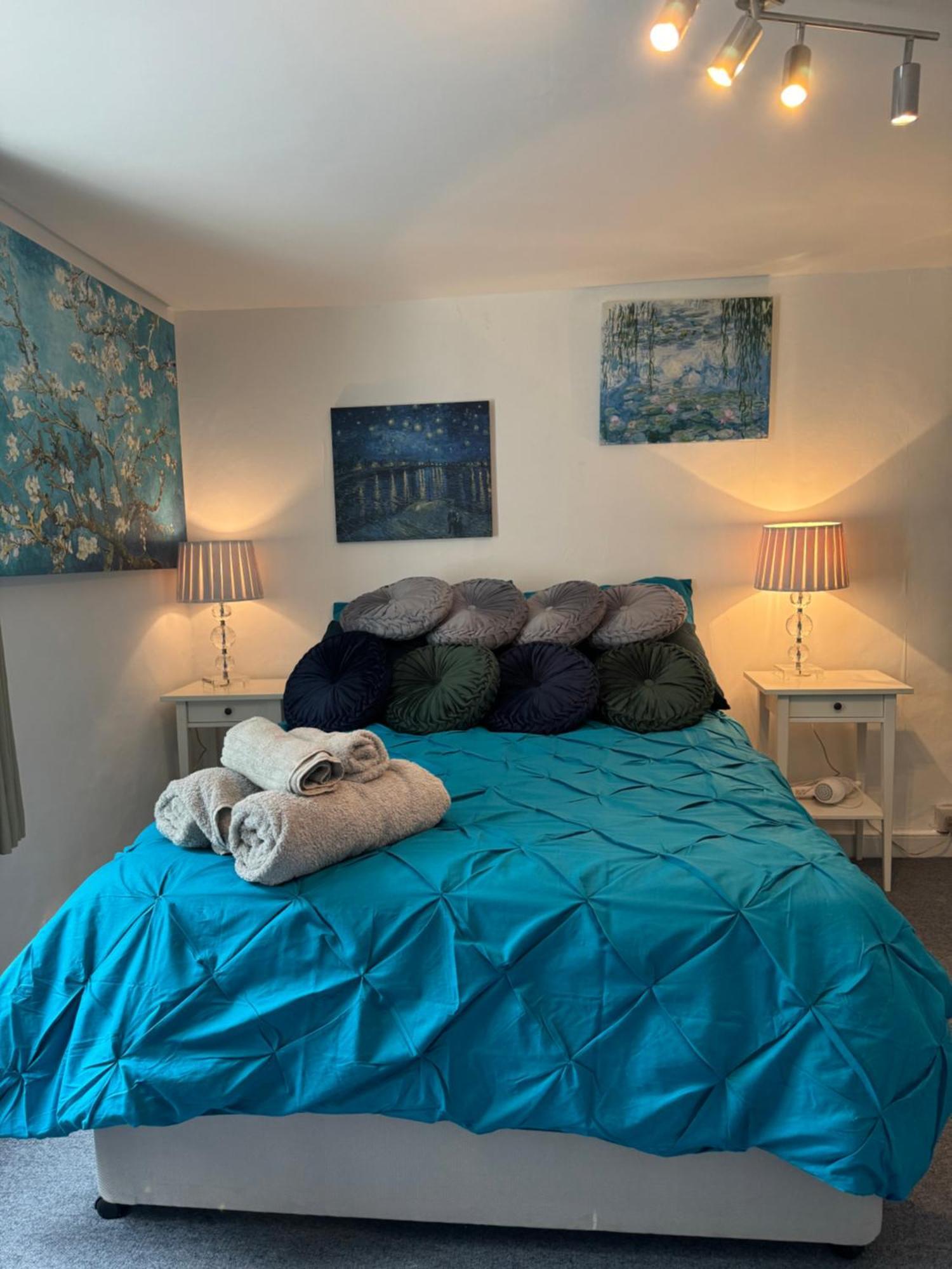 Beautiful Townhouse Next To Royal Victoria Park And Botanical Gardens Within Easy Walking Distance To Bath City Centre Exteriér fotografie