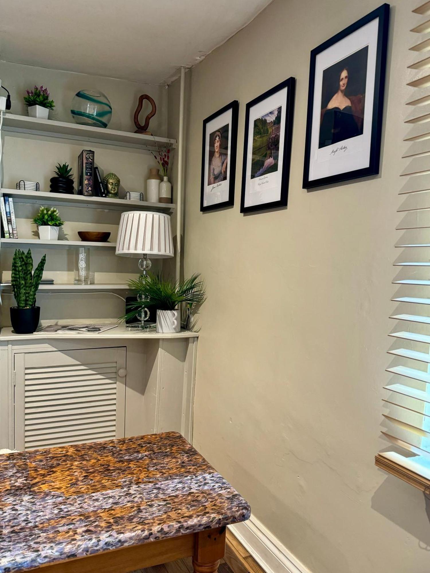Beautiful Townhouse Next To Royal Victoria Park And Botanical Gardens Within Easy Walking Distance To Bath City Centre Exteriér fotografie