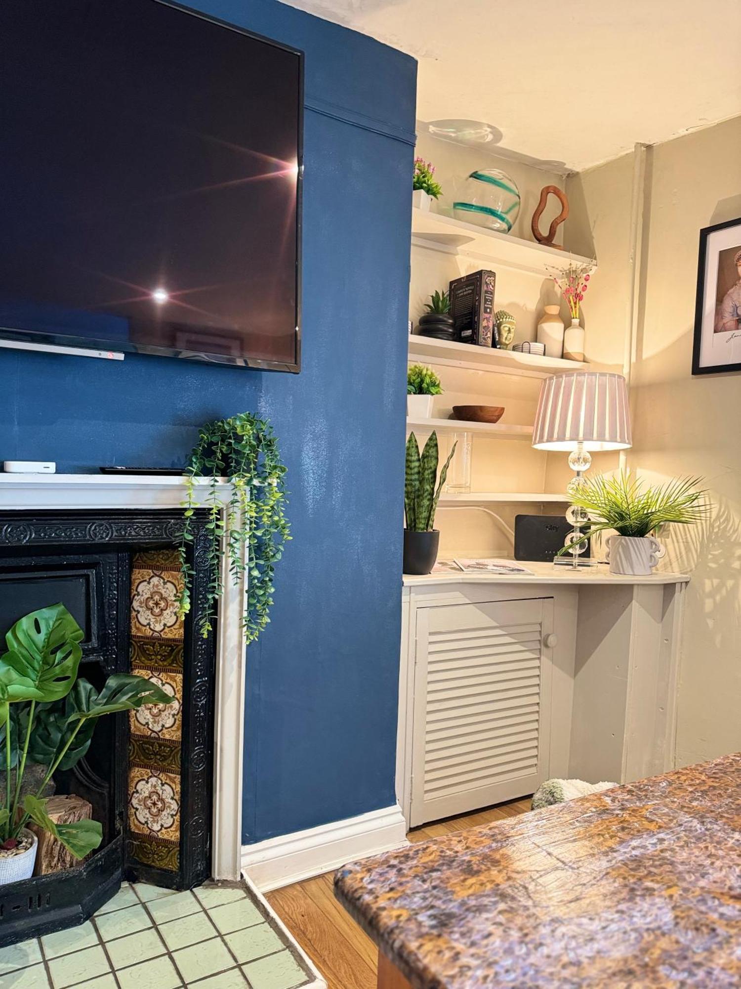 Beautiful Townhouse Next To Royal Victoria Park And Botanical Gardens Within Easy Walking Distance To Bath City Centre Exteriér fotografie