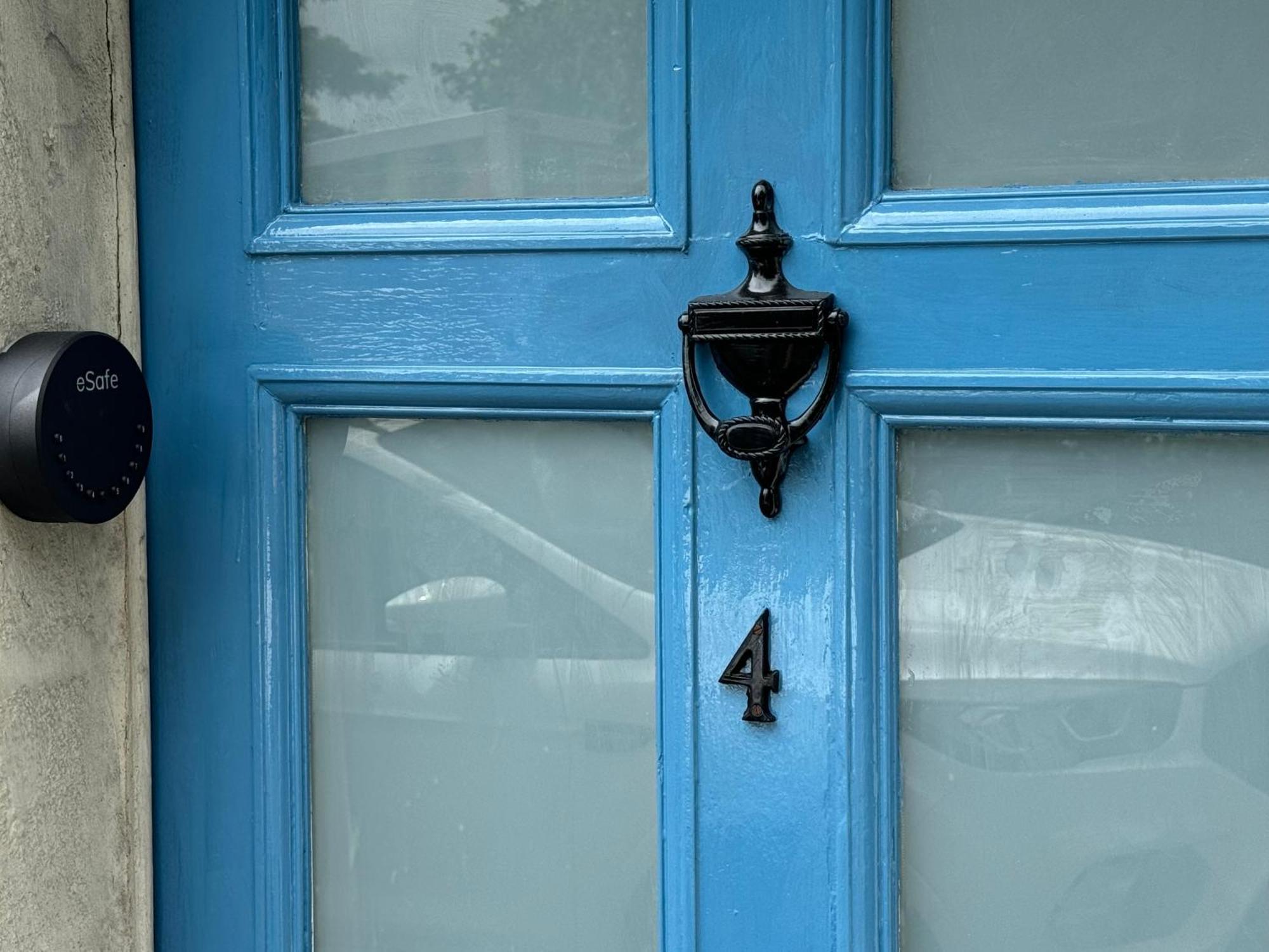 Beautiful Townhouse Next To Royal Victoria Park And Botanical Gardens Within Easy Walking Distance To Bath City Centre Exteriér fotografie