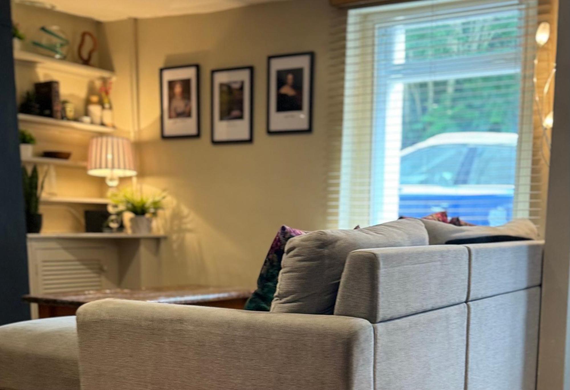 Beautiful Townhouse Next To Royal Victoria Park And Botanical Gardens Within Easy Walking Distance To Bath City Centre Exteriér fotografie